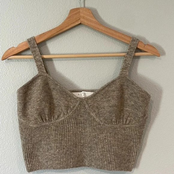 ASTR the Label Bellmont cropped knit cami size Large - Picture 3 of 6
